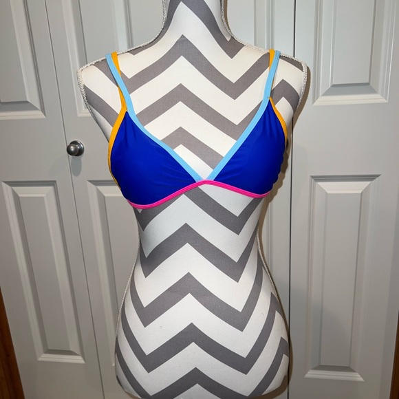 Size large SHEIN bikini set - Picture 1 of 4